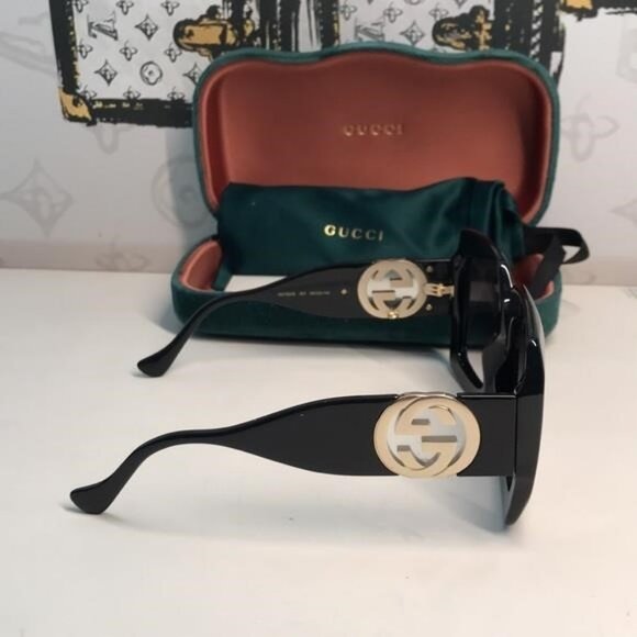 New ✨ Authentic Gucci GG1022S 001 Black Oversized Square Sunglasses ✨ - Picture 6 of 11